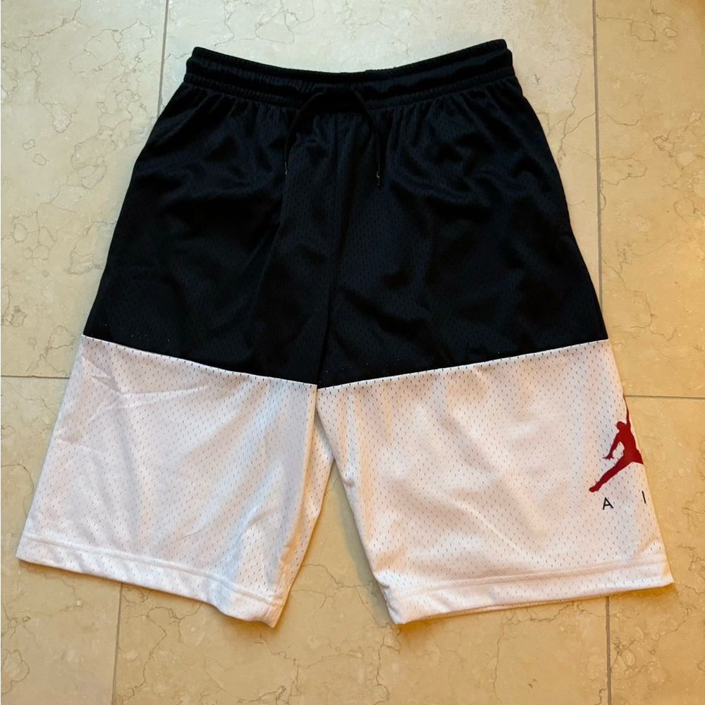 Jordan shorts big boys size XL